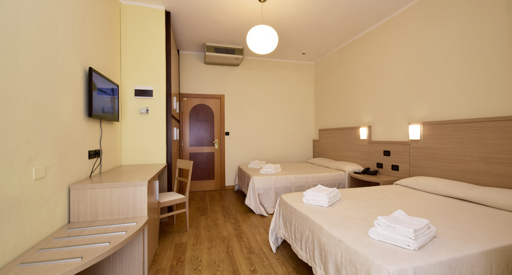 media.Camera-Family-1-CFH-Milano-Marittima