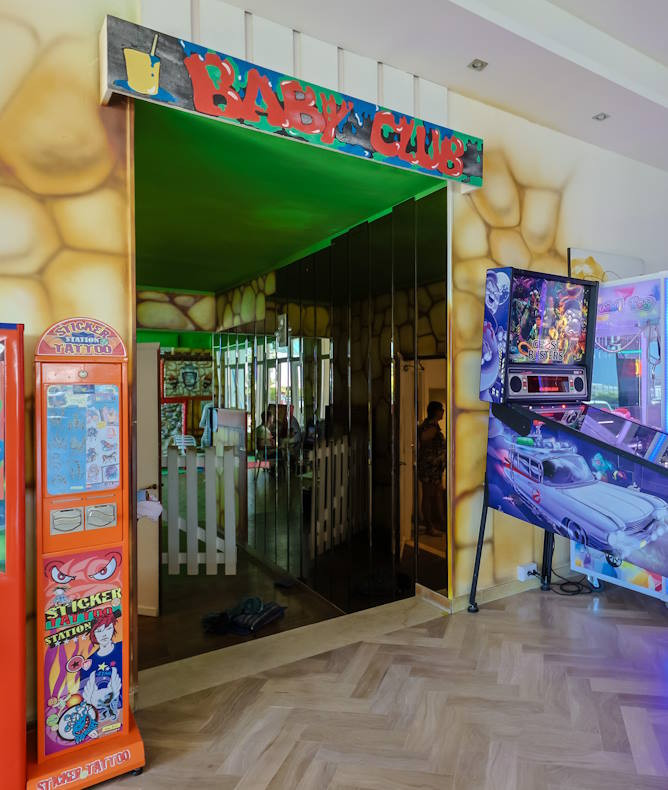 media.Gallery 3 Servizi per bambini spazi giochi outdoor e indoor Club Family Hotel Milano Marittima