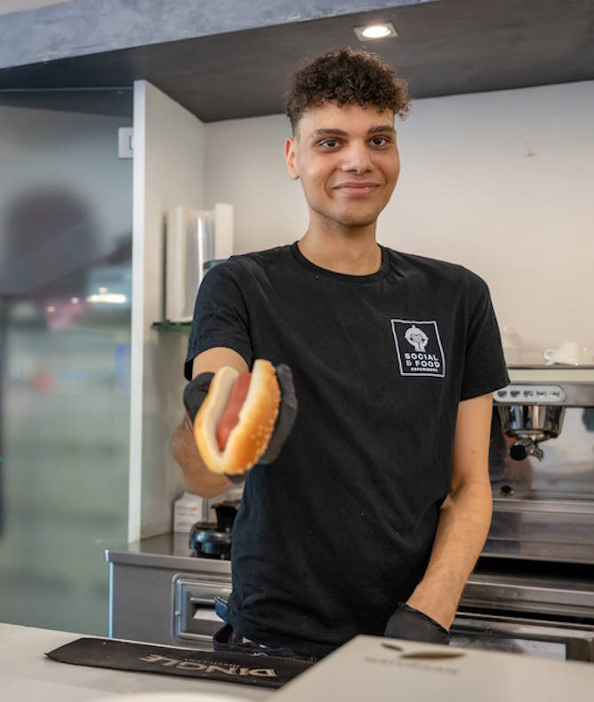 media.Gallery Servizi All Inclusive hot dog al bar tutto il giorno Club Family Hotel Milano Marittima