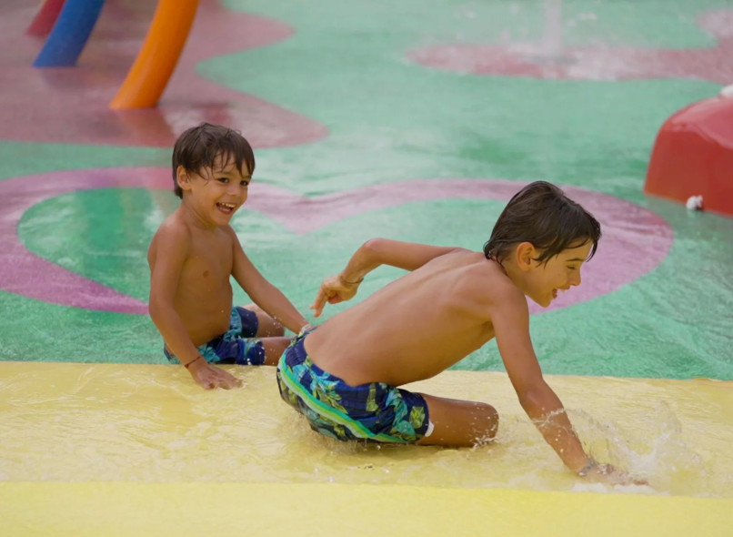 media.Slide-2-bimbi-gratis--CFH-Milano-Marittima